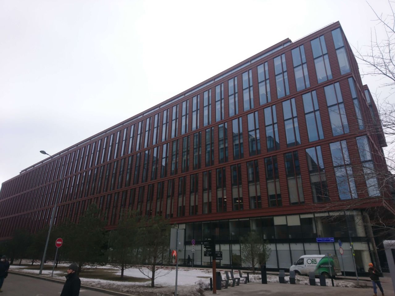 Офисы в аренду и на продажу рядом с метро Сокол в бизнес-центре Алкон 2